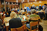 Nach dem Gottesdienst klang der Weltgebetstag beim gemütlichen Beisammensein im großen Gemeinderaum aus.